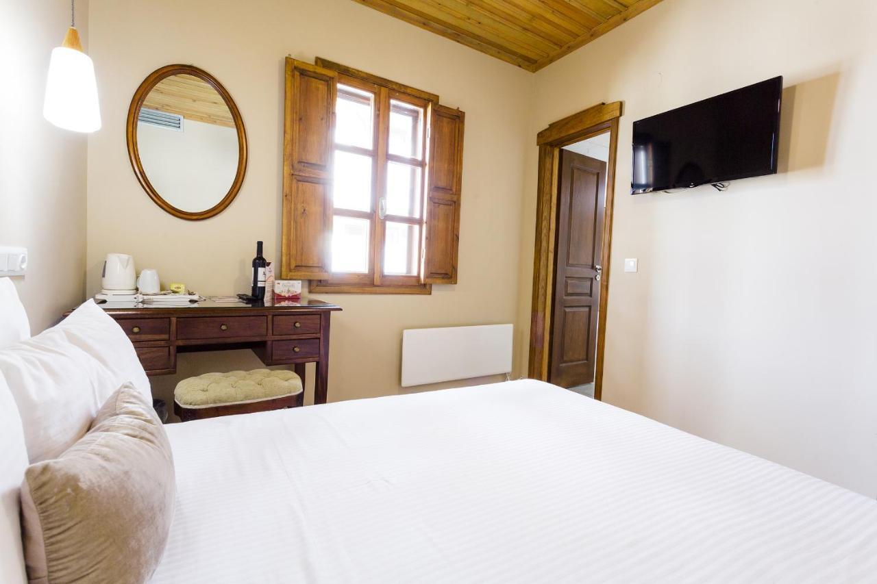 Blossom Rooms & Suite Veria  Exterior foto